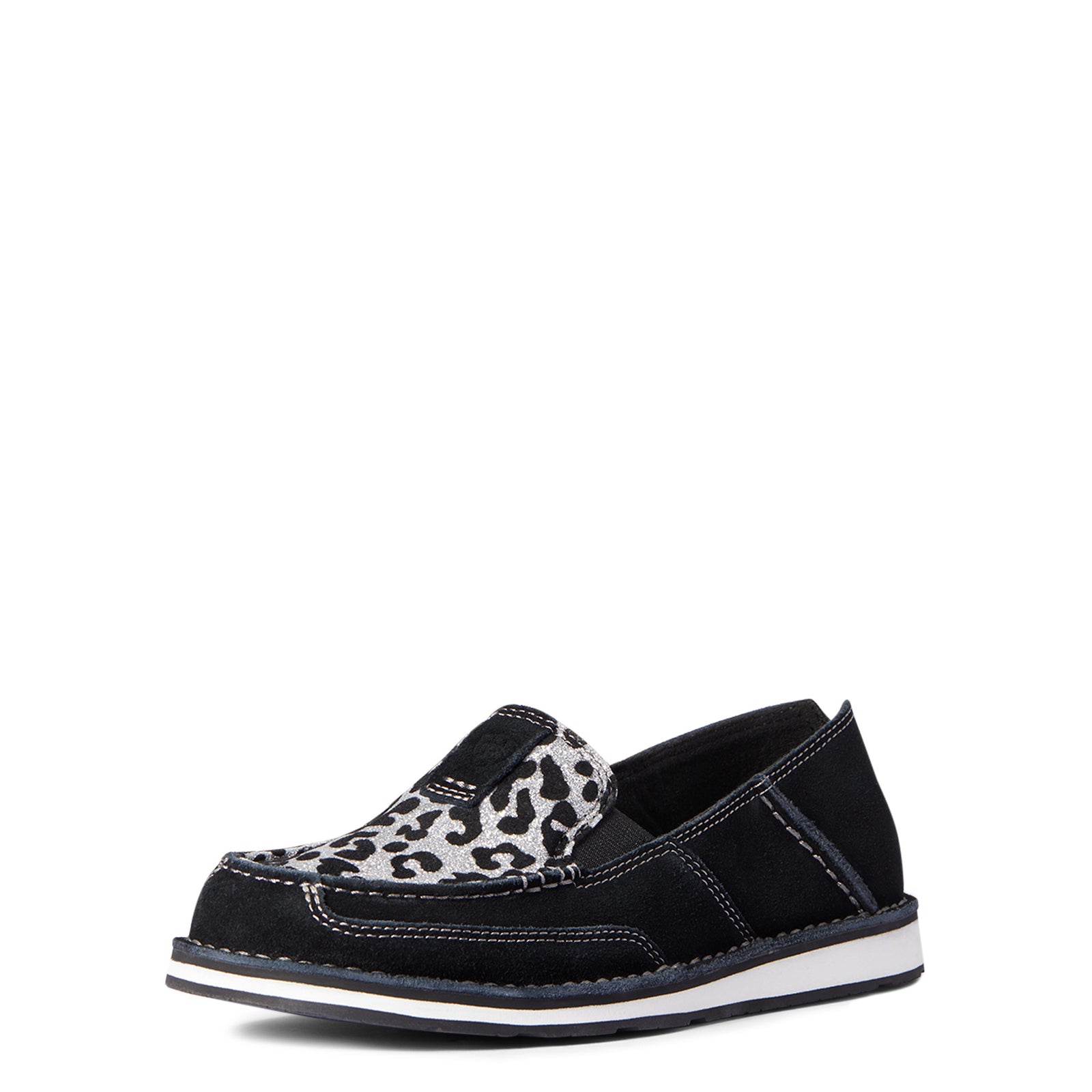 
    Casual Footwear
  