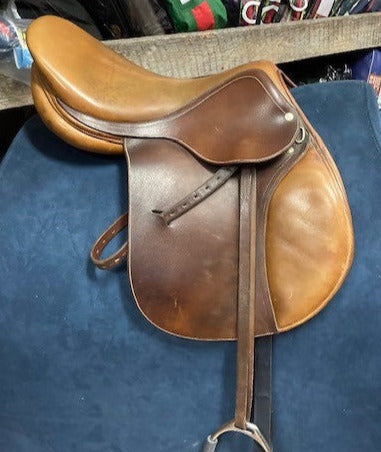 GENTLY USED- Antares Jump Saddle Brown 17.5in