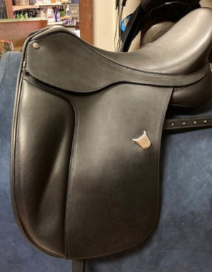 TEST RIDE/DEMO Bates Dressage Saddle with Adjustable Stirrup Bar - BLACK 17.5" MEDIUM GULLET