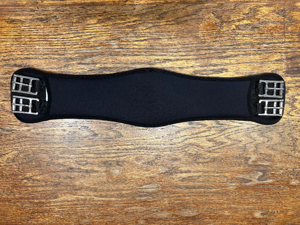 Gently Used-Horze Dressage Girth- 24"