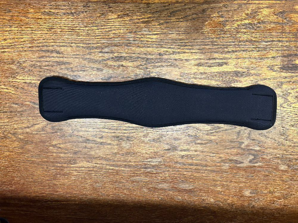 Gently Used-Horze Dressage Girth- 24"