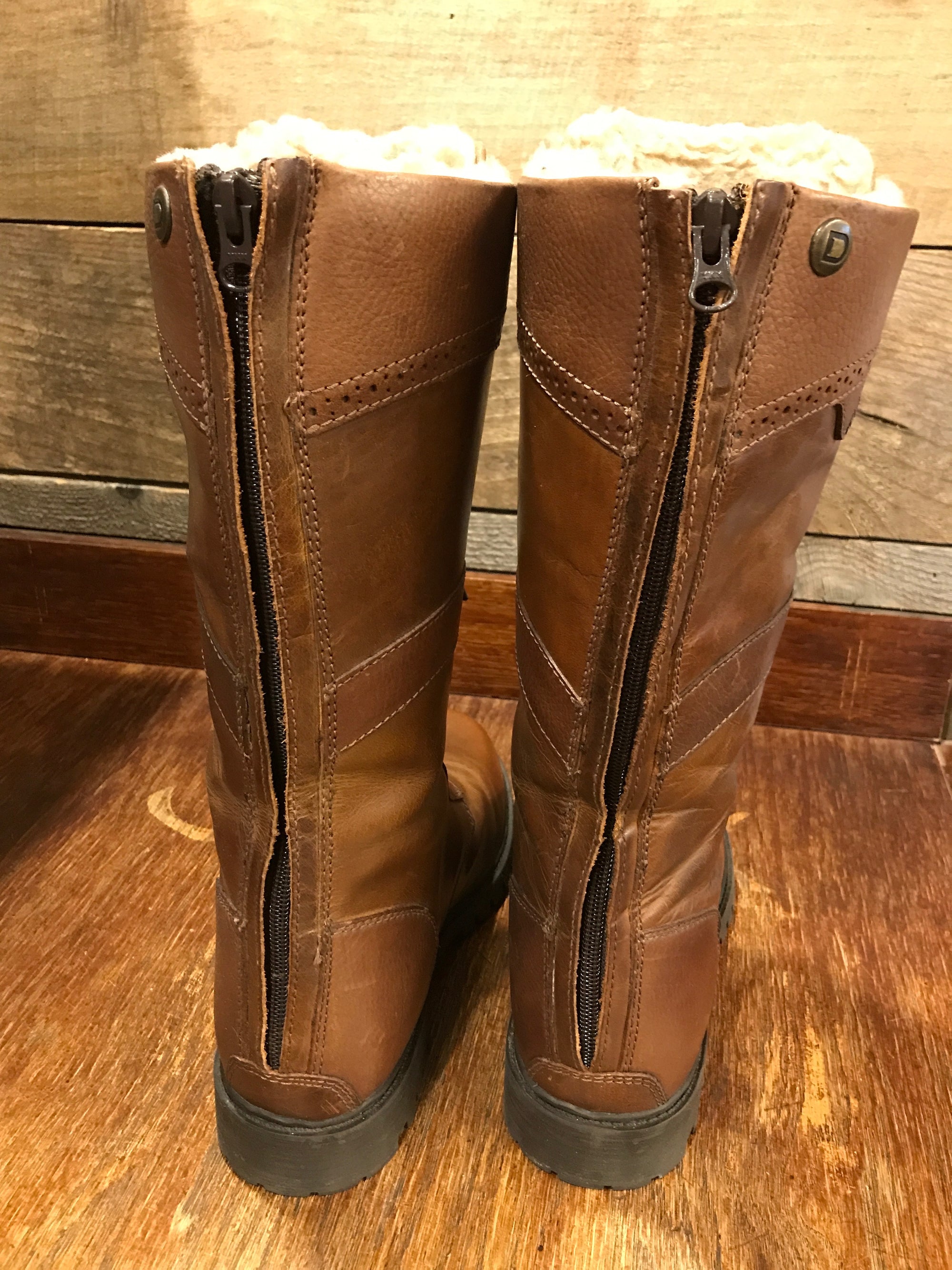 Dublin Yukon Boots - 9.5 - New without Box