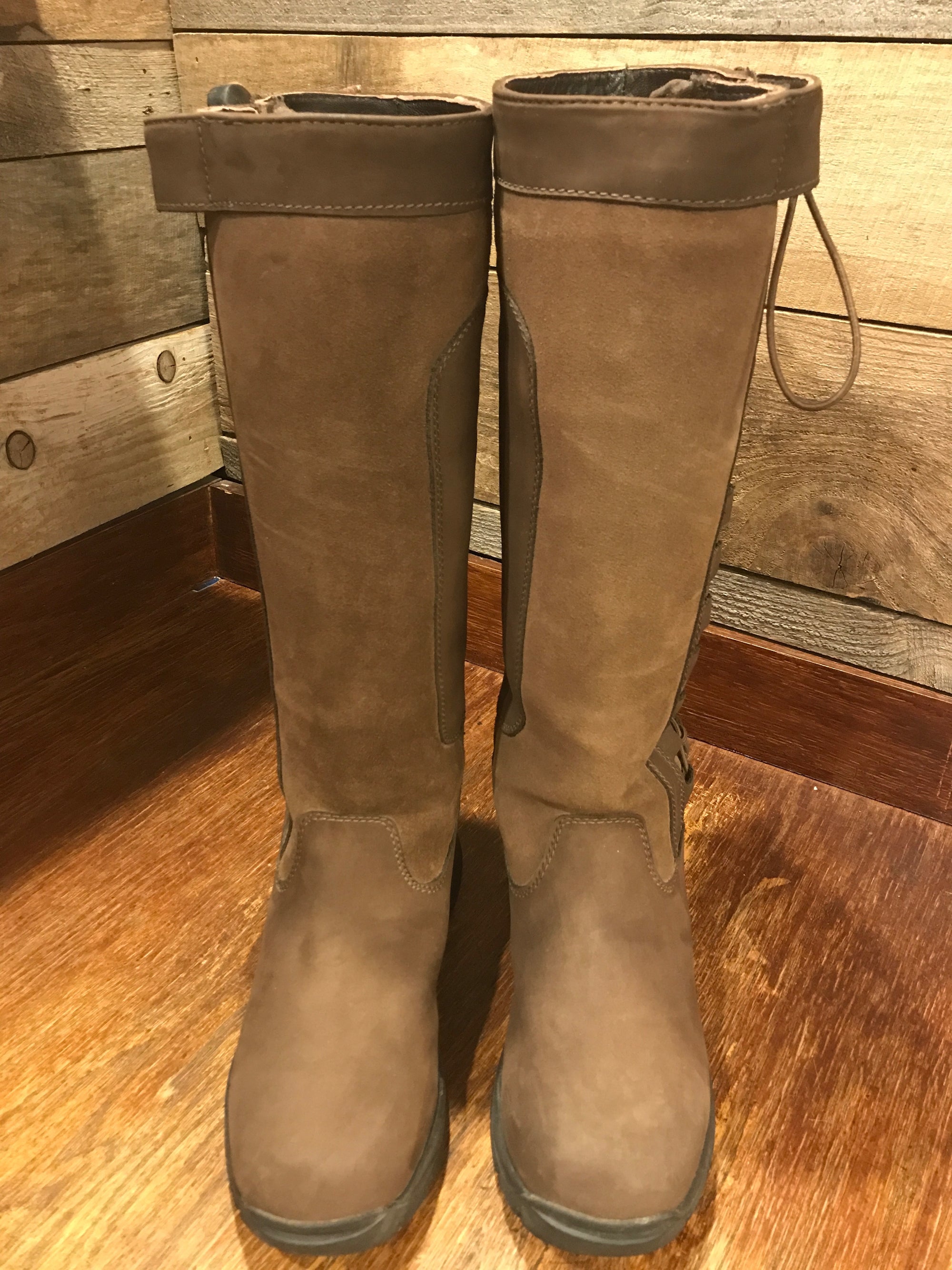GENTLY USED Dublin Pinnacle Boots III - Chocolate Ladies 10