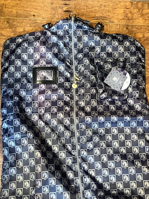 NEW WITH DEFECT Romfh Garment Bag