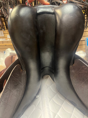 GENTLY USED Pessoa Junior Saddle with XCH - 15 Regular Flap