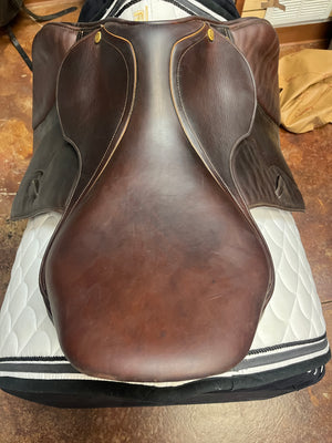 GENTLY USED Pessoa GenX-2 Close Contact / Jump Saddle with XCH - 17.5 Regular Flap