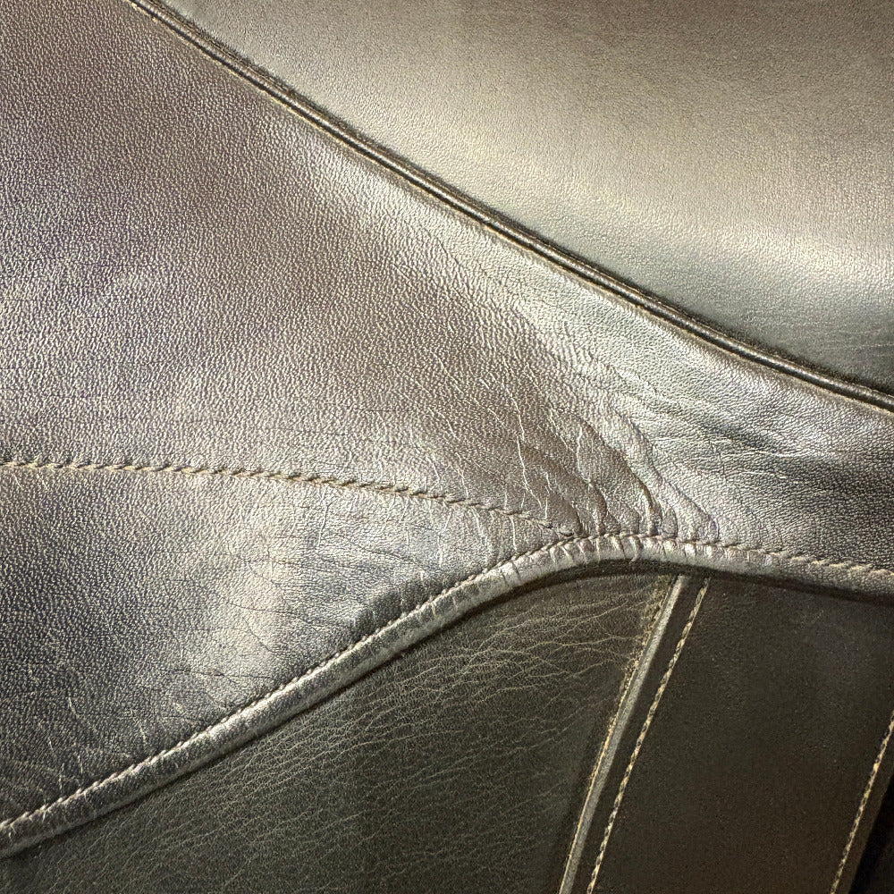 GENTLY USED- Frank Baines Dressage Saddle- Aires De Haute 18.5" Medium