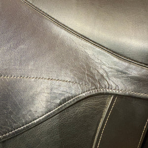 GENTLY USED- Frank Baines Dressage Saddle- Aires De Haute 18.5" Medium
