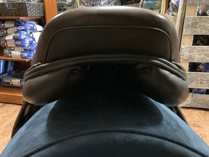 GENTLY USED- M Toulouse Premia Wide Close Contact/Jump Saddle HAVANA 18IN WIDE