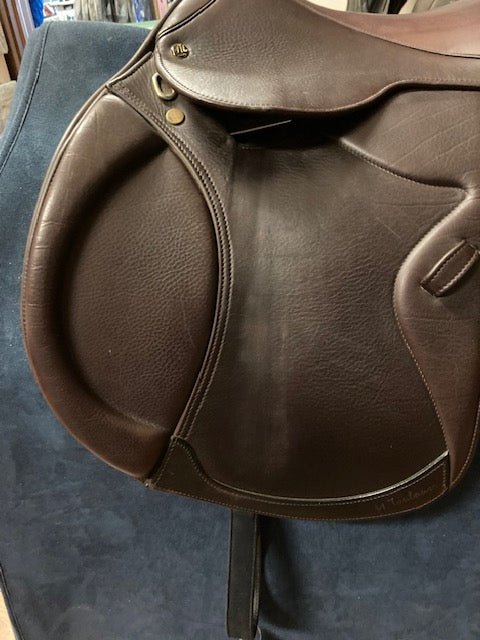 GENTLY USED- M Toulouse Premia Wide Close Contact/Jump Saddle HAVANA 18IN WIDE
