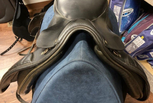 GENTLY USED- Centaur Michael Stokes Dressage Saddle Black 17.5in WIDE