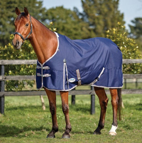 Weatherbeeta Comfitec Essential Standard Neck Turnout Medium/Lite CLOSEOUT