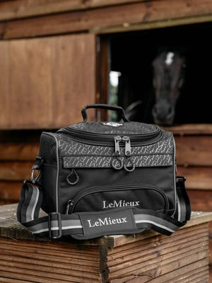 Lemieux Elite ProKit Lite Grooming Bag