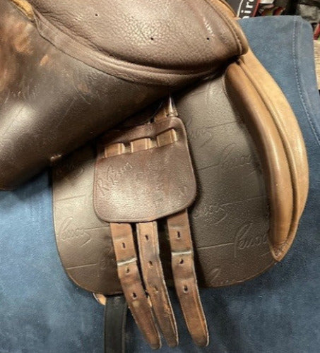 GENTLY USED- Pessoa Gen X Jump Saddle BROWN 17in XCH Adjustable Gullet