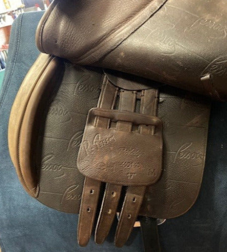 GENTLY USED- Pessoa Gen X Jump Saddle BROWN 17in XCH Adjustable Gullet