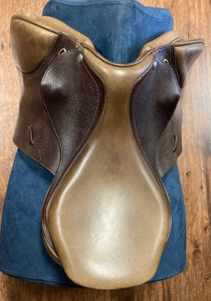 GENTLY USED- Pessoa Gen X Jump Saddle BROWN 17in XCH Adjustable Gullet