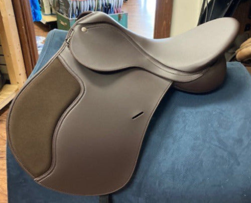 TEST RIDE/DEMO- Wintec 250 All Purpose Saddle BROWN 17in