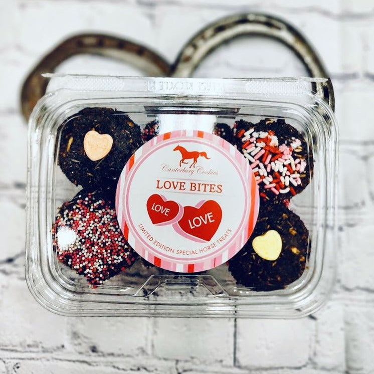 Canterbury Cookies Horse Treats - Love Bites ***