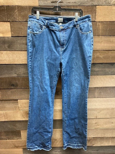 NEW WITH DEFECT- EQL by Kerrits Ladies In Motion Bootcut Jean with raw hem MIDNIGHT WASH SIZE 20