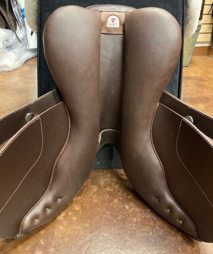 TEST RIDE/DEMO- Bates Caprilli Close Contact Plus Saddle with Luxe Leather BROWN 17.5IN REG FLAP