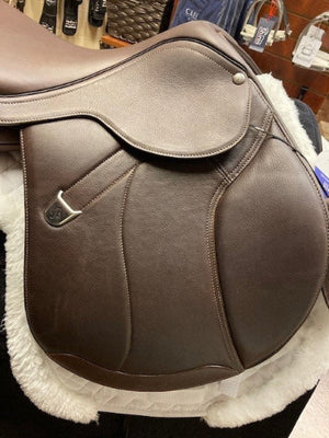 TEST RIDE/DEMO- Bates Caprilli Close Contact Plus Saddle with Luxe Leather BROWN 17.5IN REG FLAP