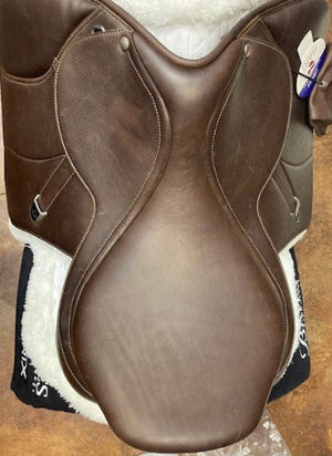 TEST RIDE/DEMO- Bates Caprilli Close Contact Plus Saddle with Luxe Leather BROWN 17.5IN REG FLAP