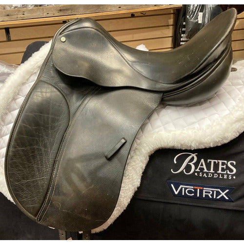 GENTLY USED- County Competitor Dressage Saddle 17in Black