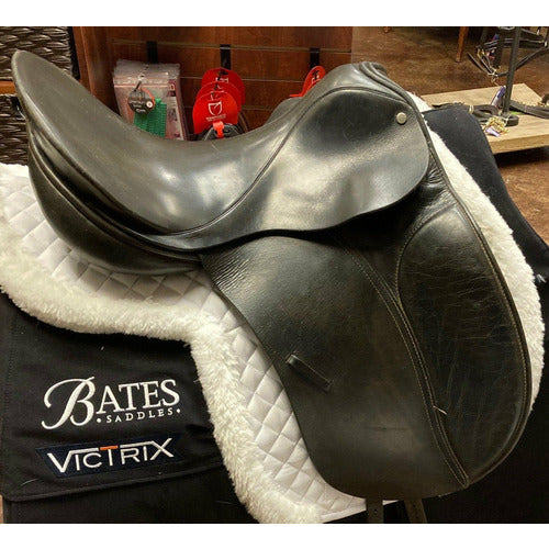 GENTLY USED- County Competitor Dressage Saddle 17in Black